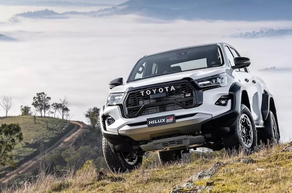 Toyota Hilux returns to #1 in market up 48.3% – Best Selling Cars Blog