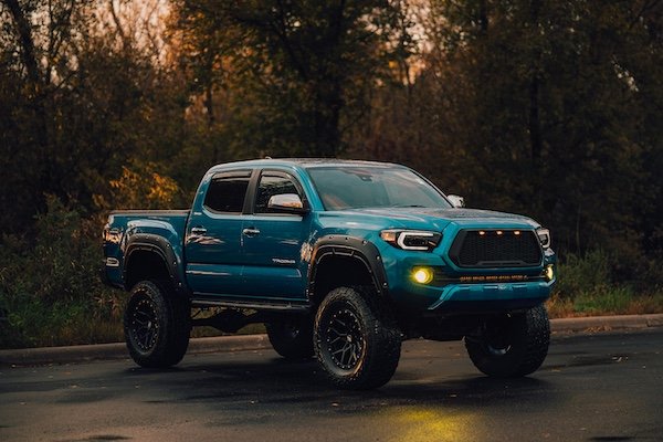 Why Lifted Trucks Are About Capability, Confidence, and Identity – Best Selling Cars Blog